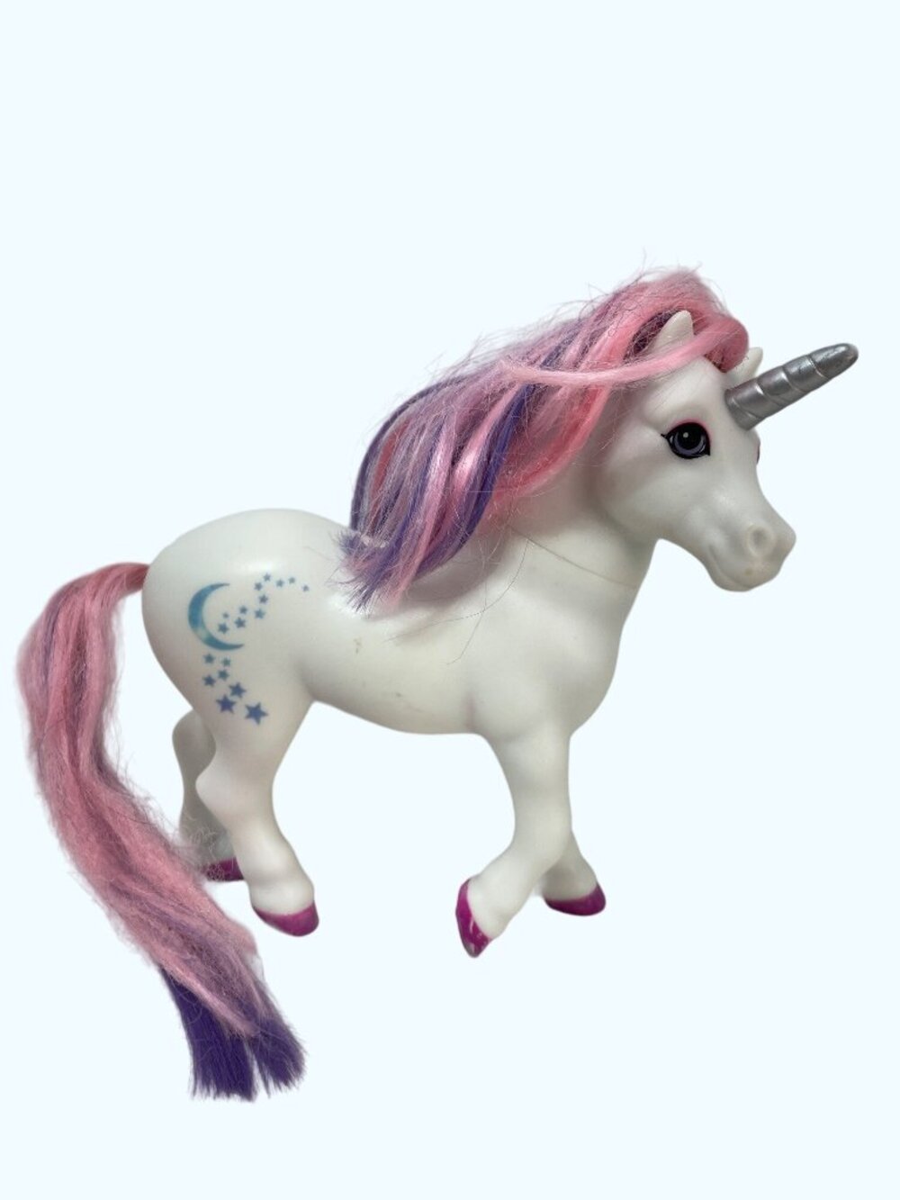 Breyer Luna, Color Changing Unicorn  7”x7” White/pink/purple
